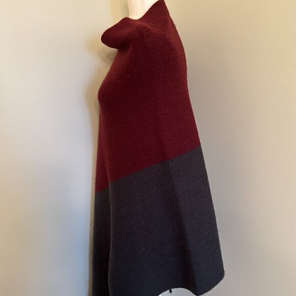 Burgundy and Gray Fringe Poncho with Zipper - Picture 2 of 10
